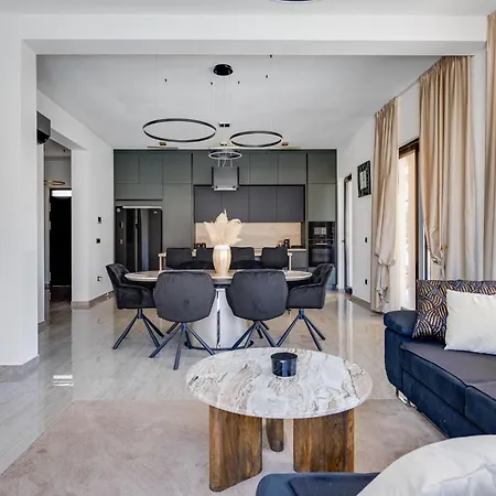 Fortunata By Interhome Vila *