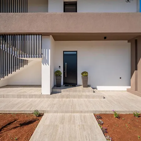 Fortunata By Interhome * بيبينيا